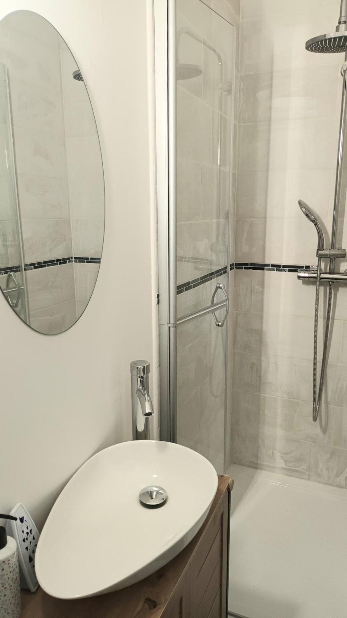 Chambres D'Hotes & Jacuzzi - A L'Ombre Des Amandiers Saint-Martin-dʼArdèche Eksteriør bilde